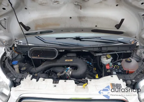 2016 Ford Transit-250 z USA, uszkodzony, nr VIN 1FTYR1ZM8GKA59672